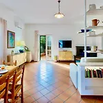 Il Lupo Felice - Panoramic Sea View Villa,