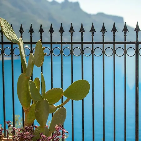 Il Lupo Felice - Panoramic Sea View Villa,